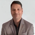 Manish Maheshwari - M.Com, MBA
